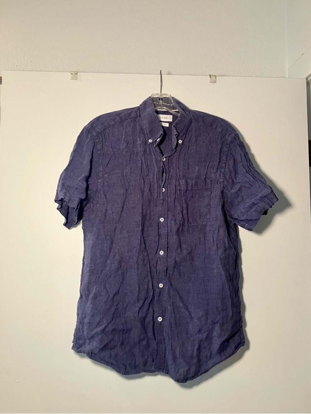 Men's 100% Linen Short-Sleeve Button-Down Shirt in Deep Blue